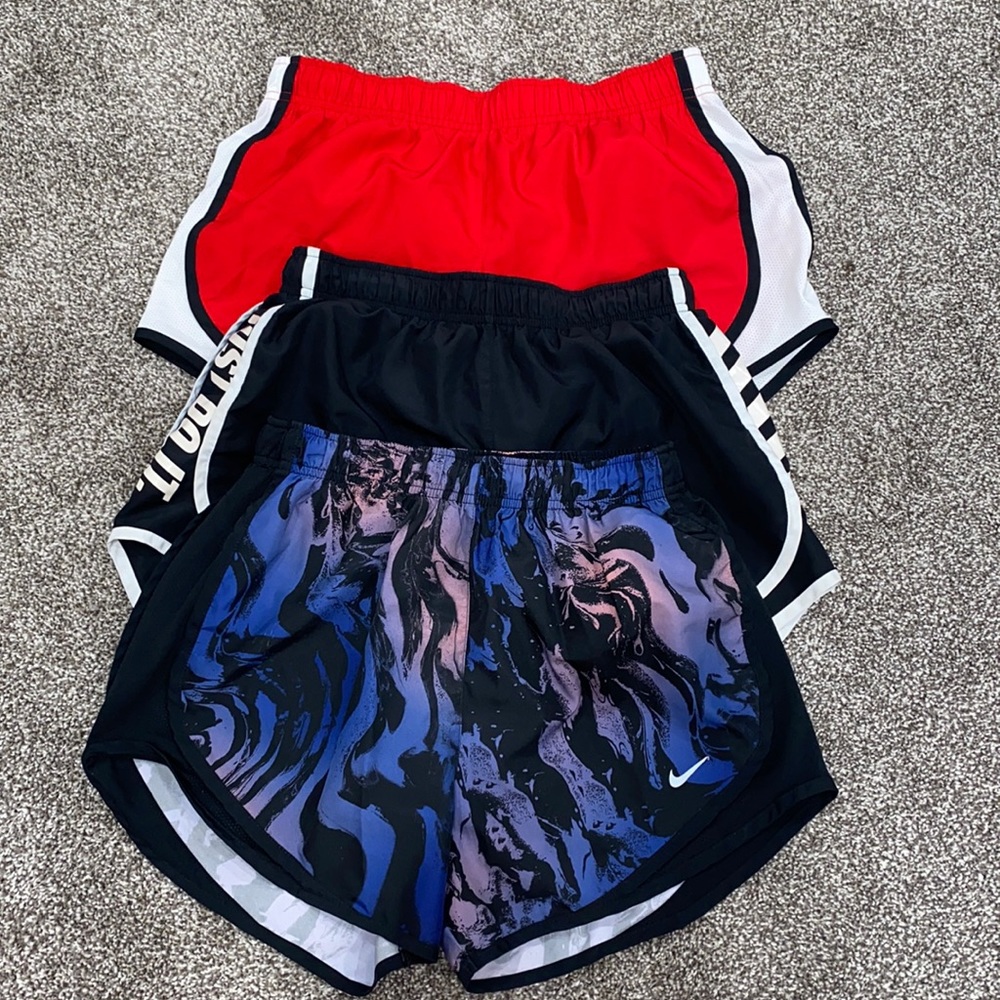 women’s nike running shorts